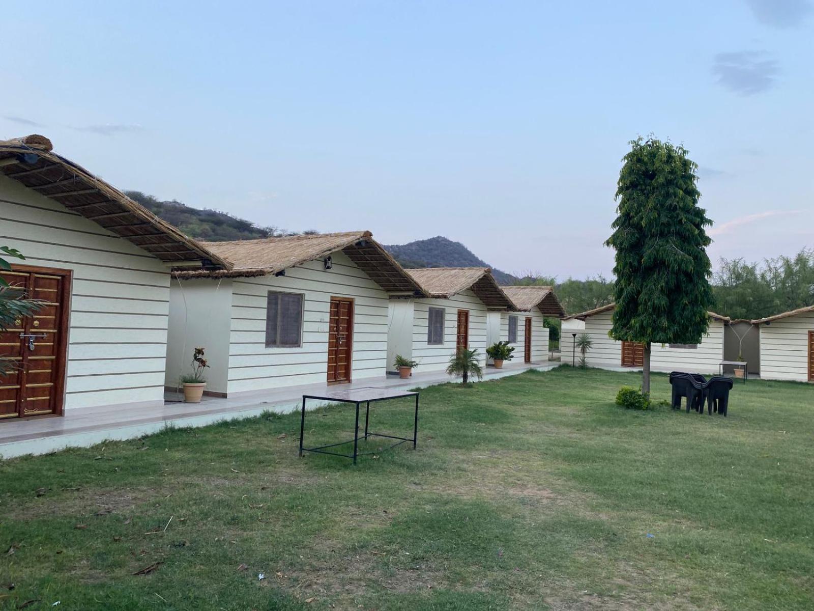 Amar Bagh Resort Pushkar Esterno foto