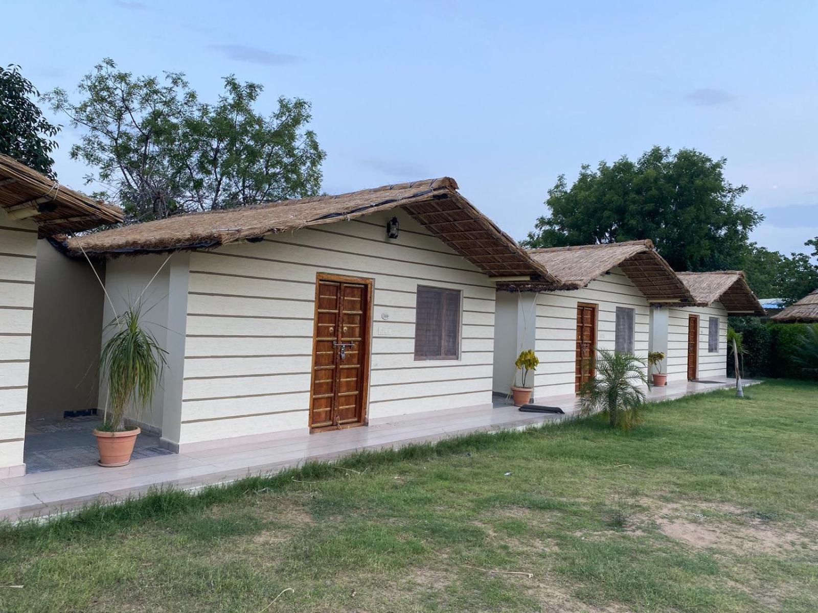 Amar Bagh Resort Pushkar Esterno foto